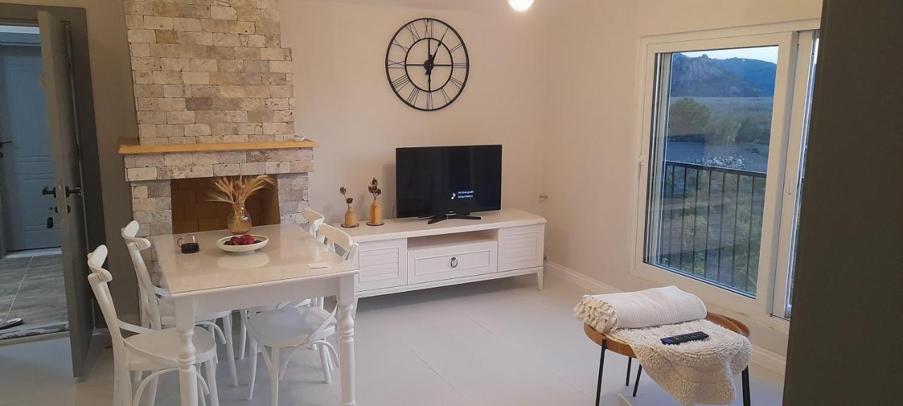 Airport Blue Eye Apartment Dalaman Best Location Also Suitable For Day Rentals Ideal For Air Travelers, 5 Km Close To Airport ภายนอก รูปภาพ