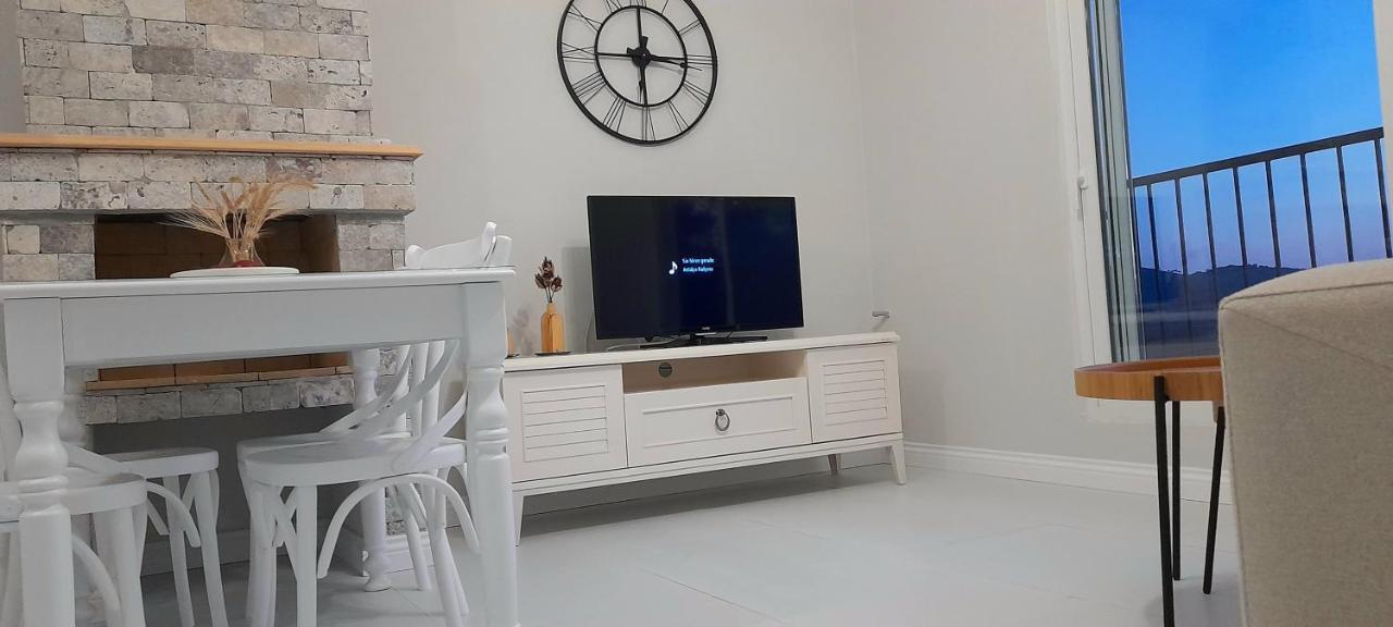 Airport Blue Eye Apartment Dalaman Best Location Also Suitable For Day Rentals Ideal For Air Travelers, 5 Km Close To Airport ภายนอก รูปภาพ